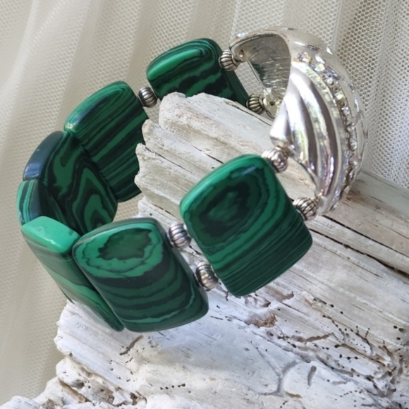SALE Designer Jewelry White Rhodium plated Malachite Stone Stretchy Bracelet - Picture 9 of 11